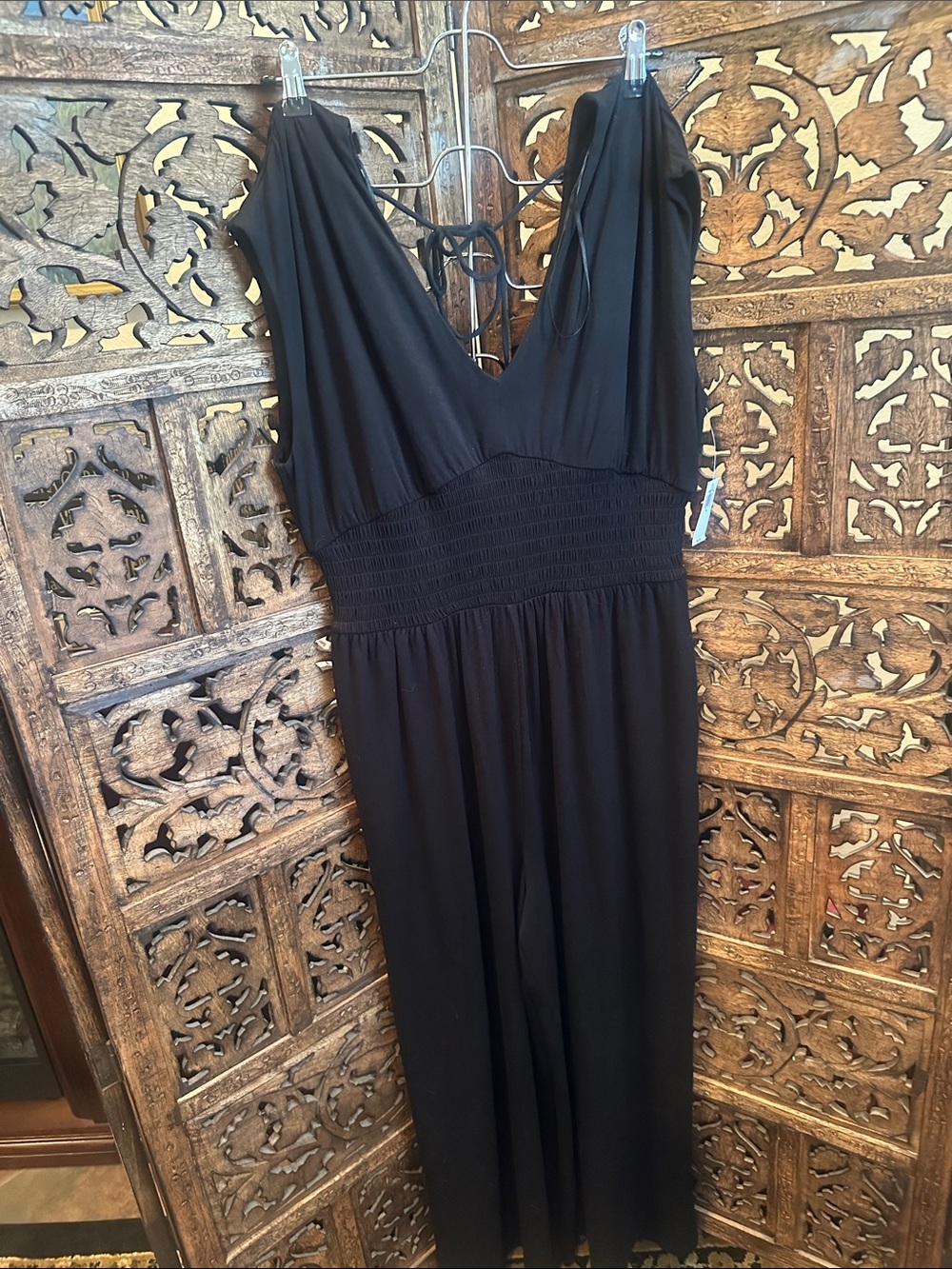 Old Navy Black Sleeveless V-Neck Jumpsuit Size M NWT